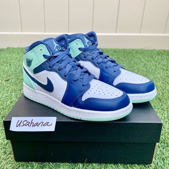 Nike Air Jordan 1 mid GS teal shoes (big kids) - Picture 3 of 6